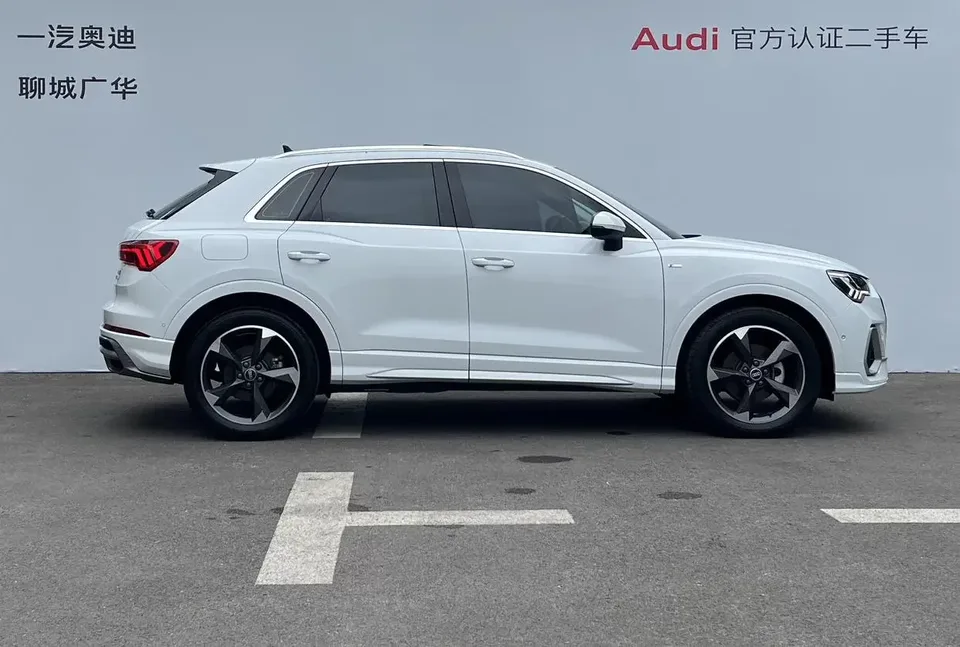 Audi Q3 Audi Q3 2022 35 TFSI Stylish Dynamic 2022 — thumbnail 2