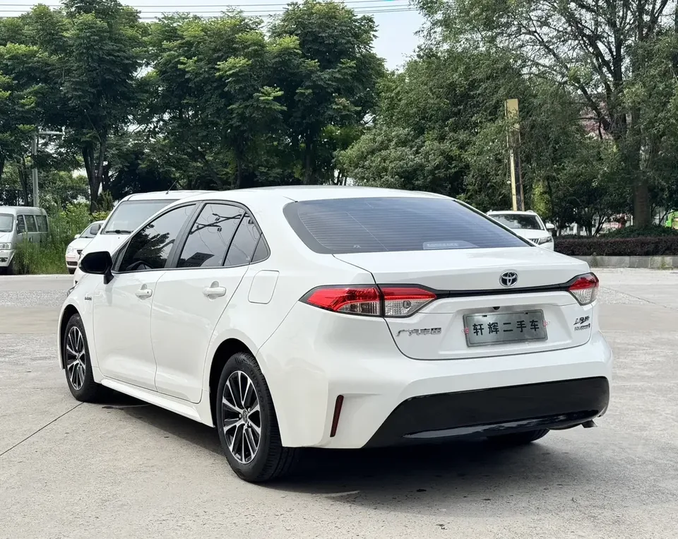 Toyota Levin Lei Ling 2023 Hybrid 1.8L Leading Edition 2024 — thumbnail 4