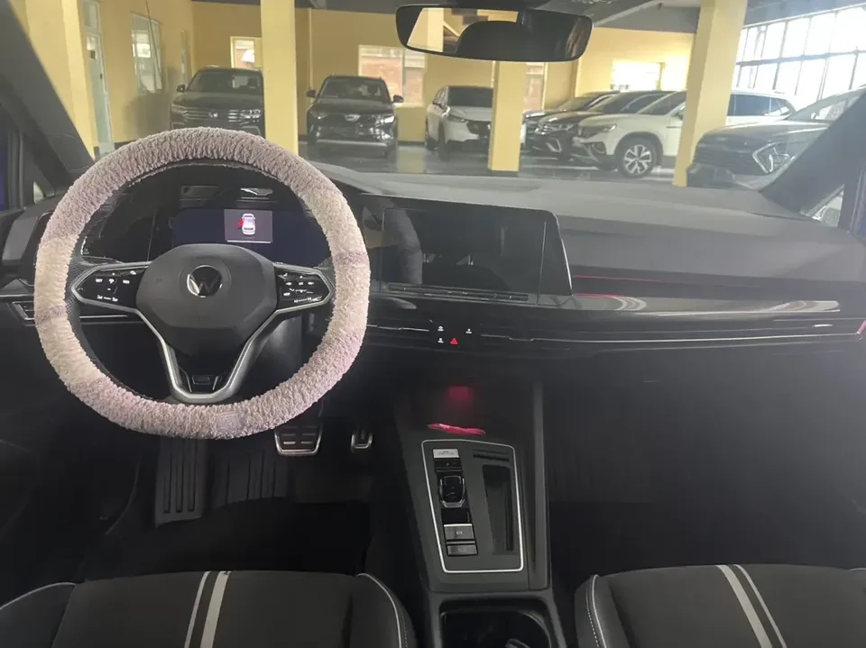 Volkswagen Golf golf 2022 280TSI DSG R-Line 2022 — thumbnail 3