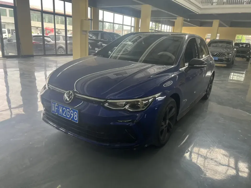 Volkswagen Golf golf 2022 280TSI DSG R-Line 2022 — photo 1, buy with delivery to Moscow