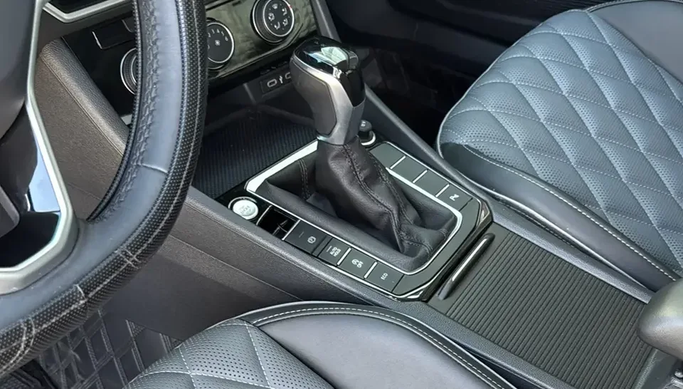 Volkswagen Sagitar Sagitar 2024 300TSI DSG Flying Edition 2024 — миниатюра 4