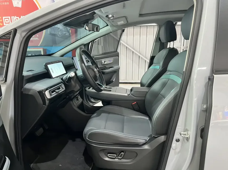 AION Y AION Y 2023 Plus 510 Smart Driving Edition 2024 — миниатюра 5
