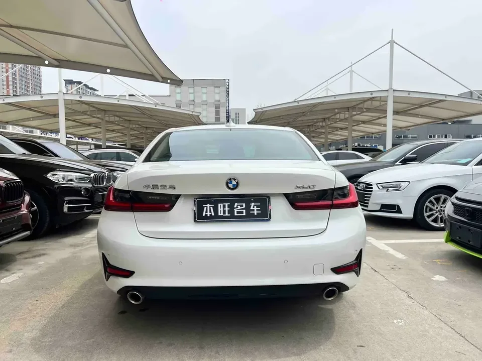BMW 3 Series BMW 3 Series 2022 320i Sport Package 2022 — thumbnail 2