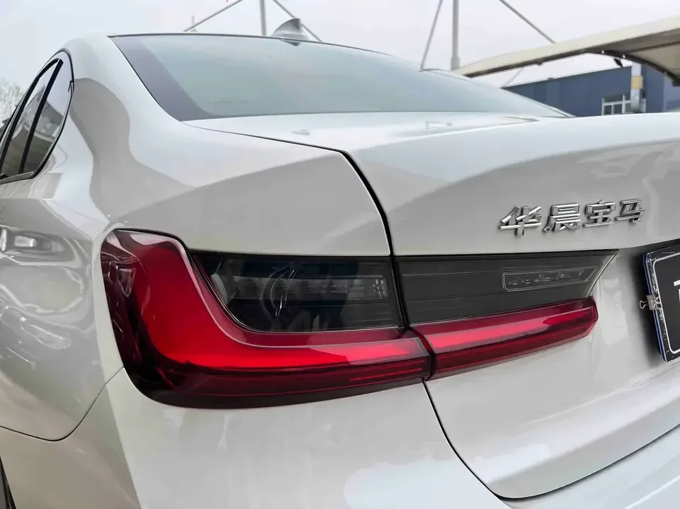 BMW 3 Series BMW 3 Series 2022 320i Sport Package 2022 — thumbnail 3