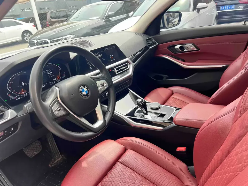 BMW 3 Series BMW 3 Series 2022 320i Sport Package 2022 — thumbnail 4