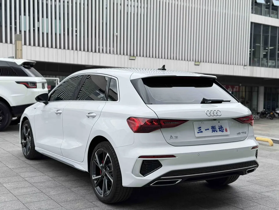 Audi A3 Audi A3 2022 Sportback 35 TFSI Stylish and sporty 2022 — thumbnail 2