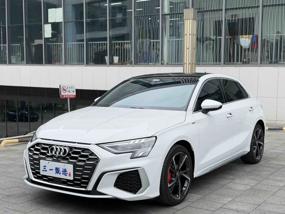 Audi A3 Audi A3 2022 Sportback 35 TFSI Stylish and sporty 2022 — photo 1, buy with delivery to Moscow