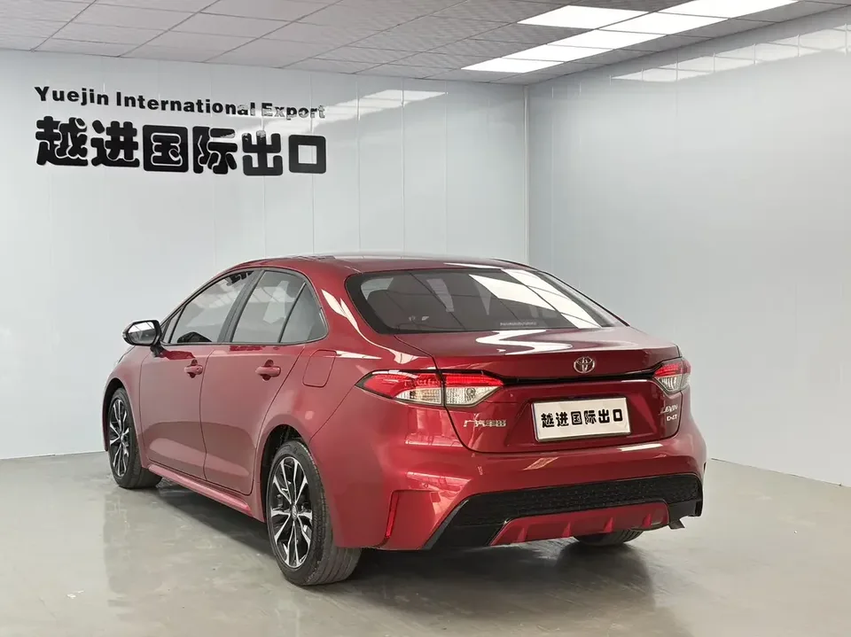 Toyota Levin Lei Ling 2022 185T CVT Sports Edition 2022 — thumbnail 4