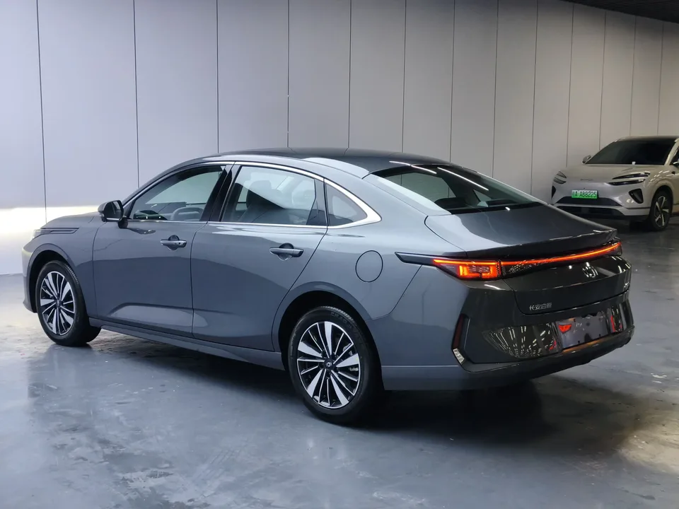Changan Qiyuan A05 Changan Qiyuan A05 2025 Really fragrant version 145 transcendence 2026 — thumbnail 5