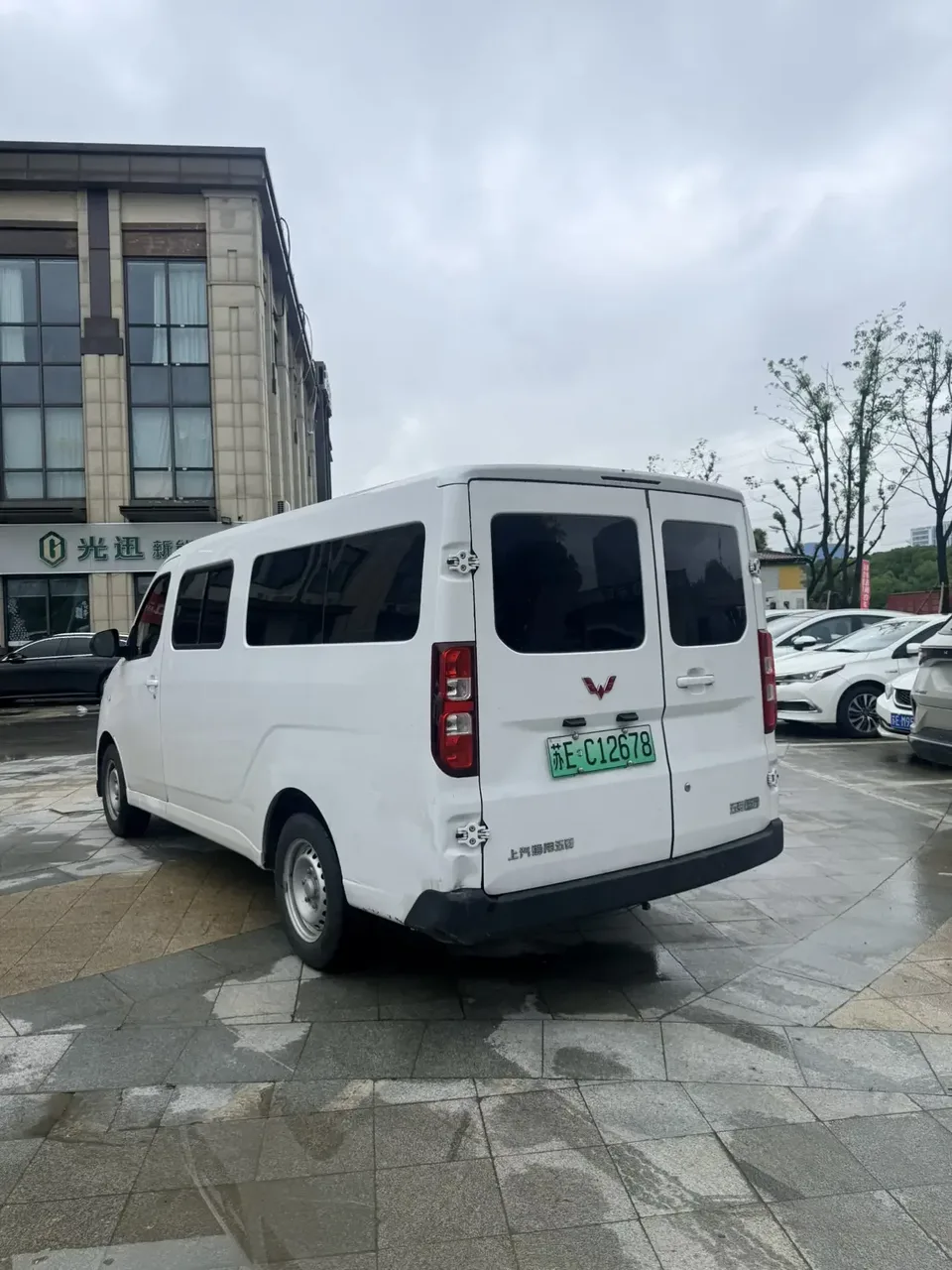 Wuling Yangguang Wuling Yangguang 2024 300km Comfortable Bus Version 75kW 2025 — thumbnail 4