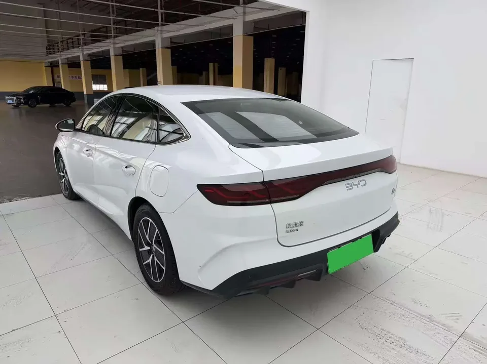 BYD Qin L DM Qin L DM 2024 DM-i 80KM Leading Type 2025 — thumbnail 4