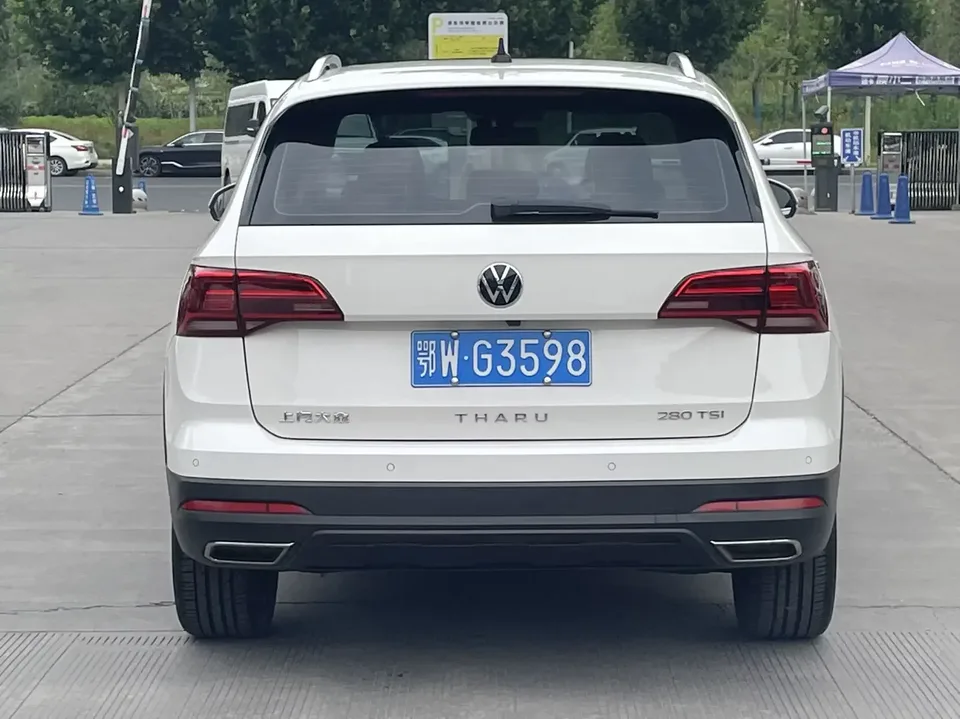 Volkswagen Tharu tuyue 2022 280TSI 2WD Deluxe Edition 2022 — thumbnail 2
