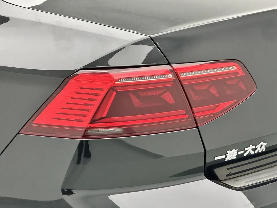 Volkswagen Magotan Magotan 2020 280TSI DSG Comfort 2022 — thumbnail 4
