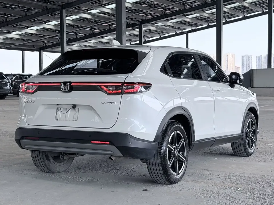 Honda VEZEL Binzhi 2023 1.5L CVT Technology Edition 2023 — thumbnail 2