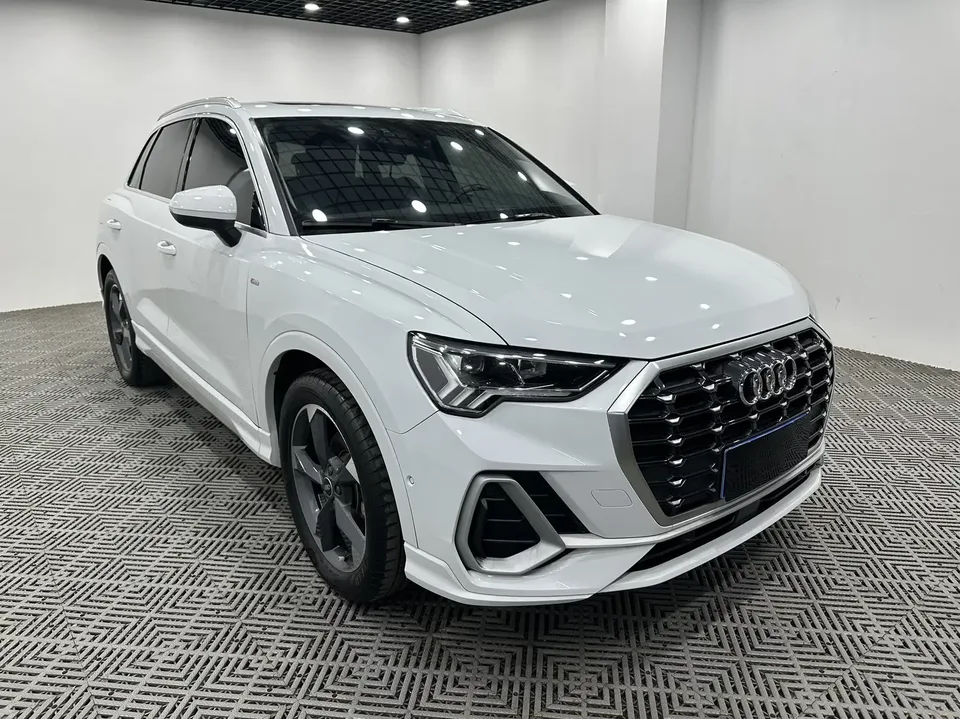 Audi Q3 Audi Q3 2022 35 TFSI Stylish Dynamic 2022 — thumbnail 3