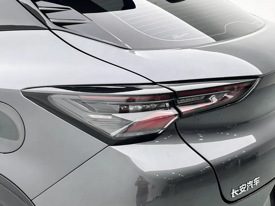 Changan UNI-T Changan UNI-T 2023 Second generation 1.5T premium model 2023 — thumbnail 4