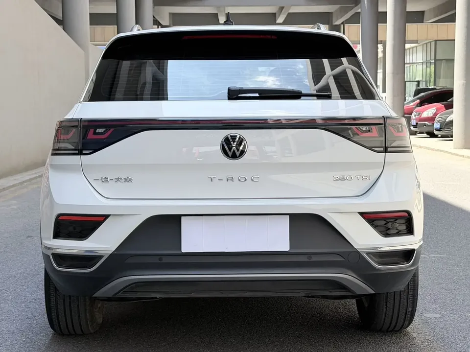 Volkswagen T-Roc TANG 2023 280TSI DSG Time Edition 2023 — миниатюра 5