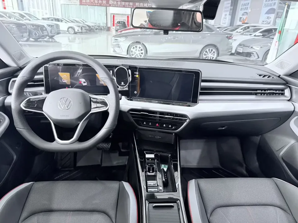 Volkswagen Lamando Lingdu 2023 Lingdu L 280TSI DSG Cool Edition 2024 — thumbnail 3