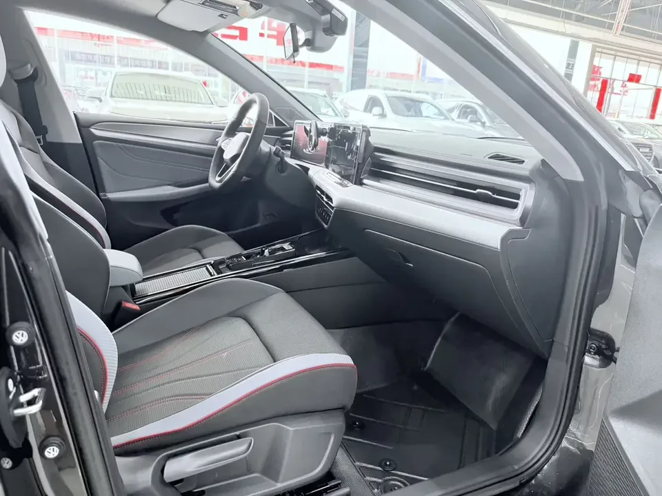 Volkswagen Lamando Lingdu 2023 Lingdu L 280TSI DSG Cool Edition 2024 — thumbnail 4