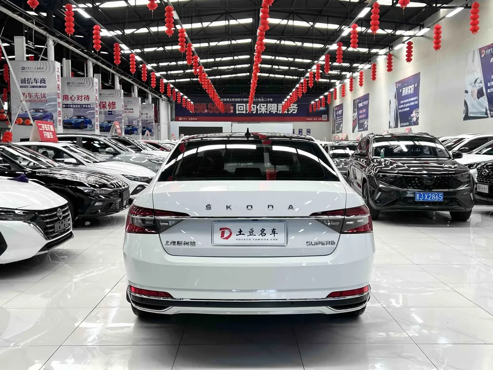 Skoda Superb Speedy 2023 Modified TSI280 DSG Premium Edition 2023 — thumbnail 2