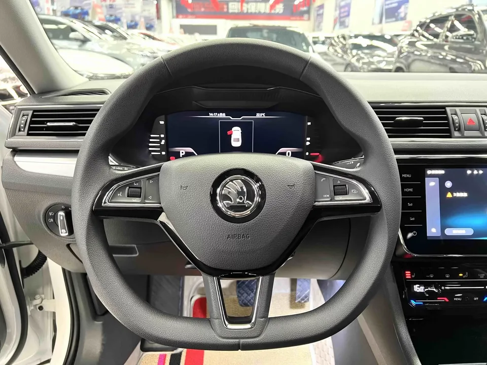 Skoda Superb Speedy 2023 Modified TSI280 DSG Premium Edition 2023 — thumbnail 5