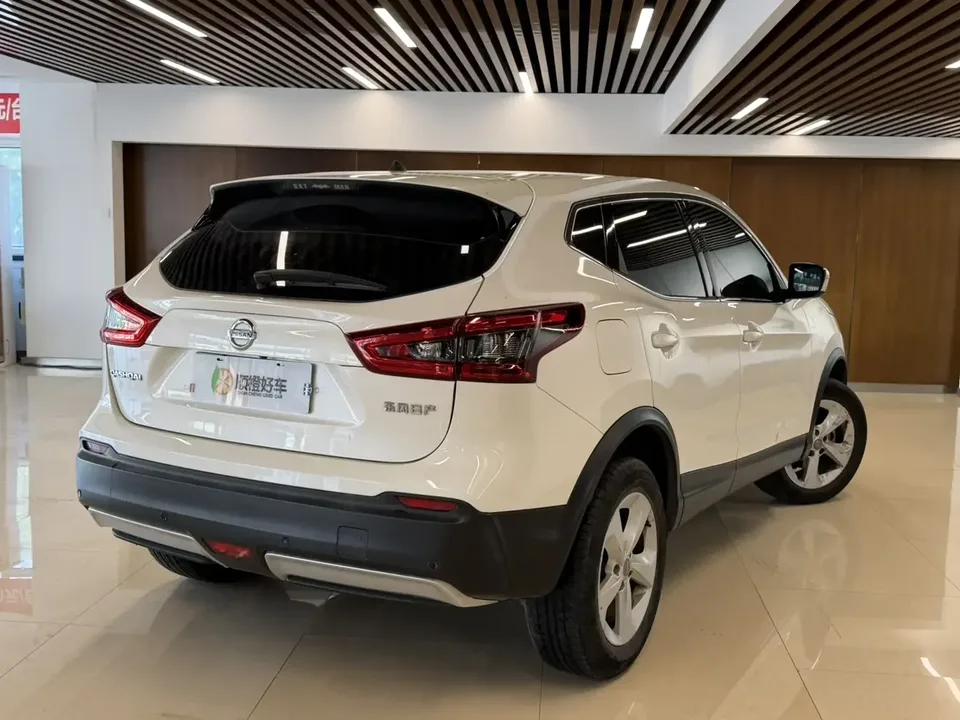 Nissan Qashqai Qashqai 2021 2.0L XV Smart Edition 2022 — миниатюра 5