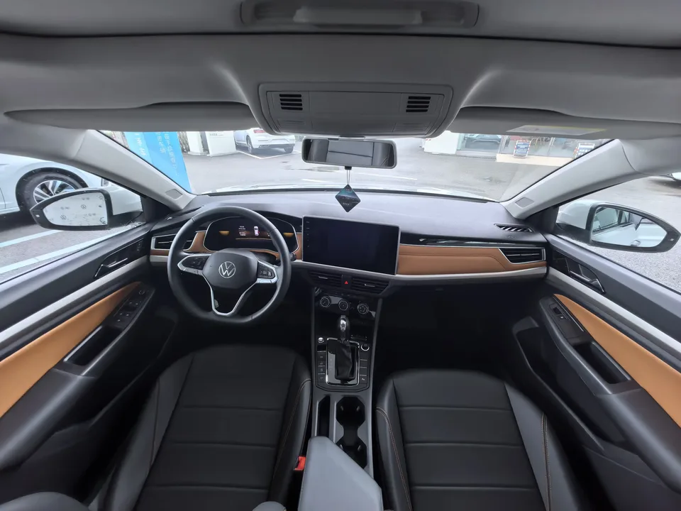 Volkswagen Bora Bora 2023 280TSI DSG Comfort Edition 2024 — thumbnail 3