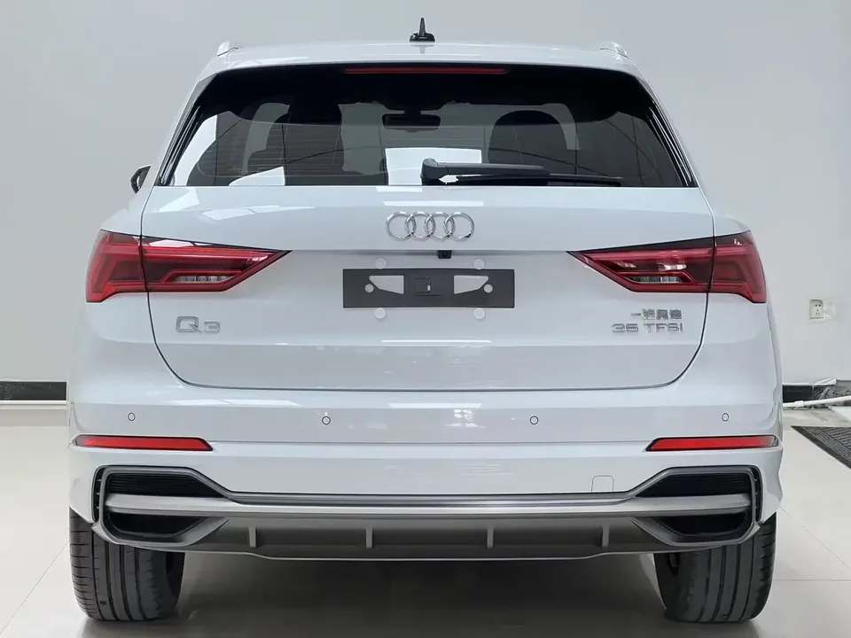 Audi Q3 Audi Q3 2022 35 TFSI Stylish Dynamic 2022 — thumbnail 2