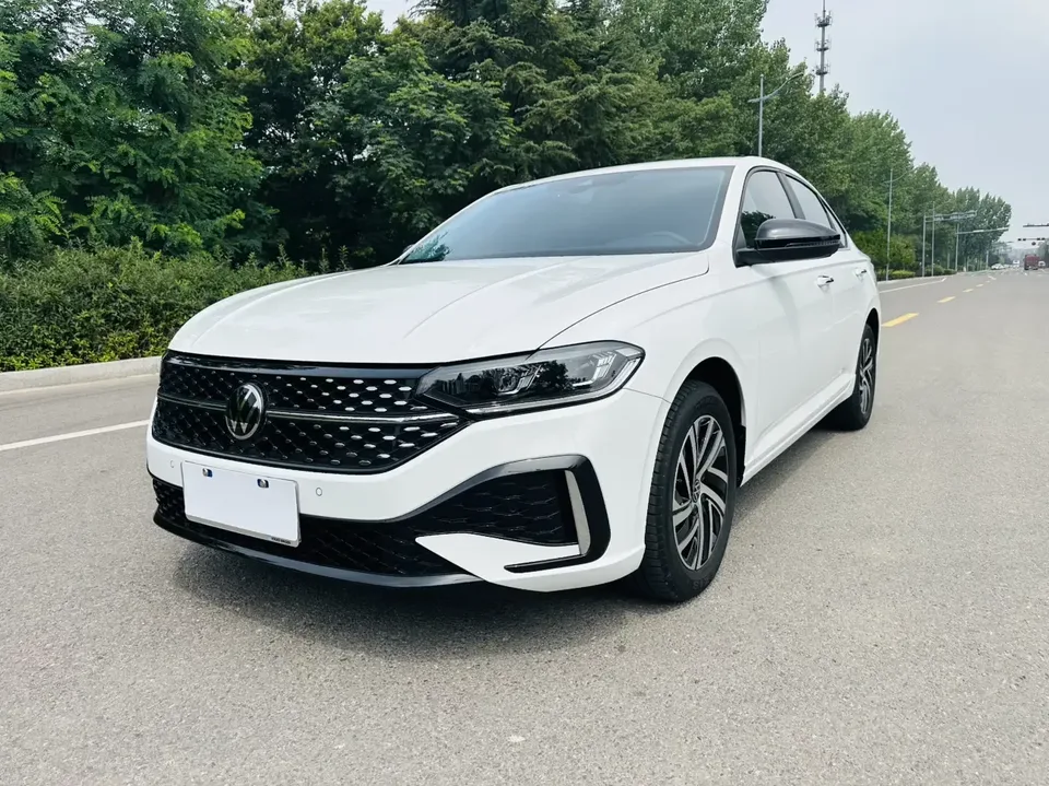 Volkswagen Lavida Lavida 2024 300TSI DSG Starry Sky Leading Edition 2025 — фото 1, купить с доставкой в Москву