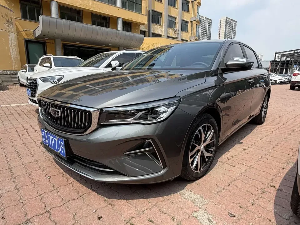 Geely Emgrand emgrand 2022 4th Generation 1.5L CVT Premium 2022 — photo 1, buy with delivery to Moscow