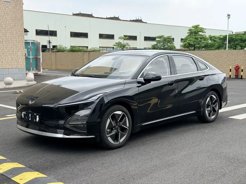 Wuling Starlight EV Wuling Starlight EV 2024 Co-creation version 510 advanced version 2026 — photo 1, buy with delivery to Moscow