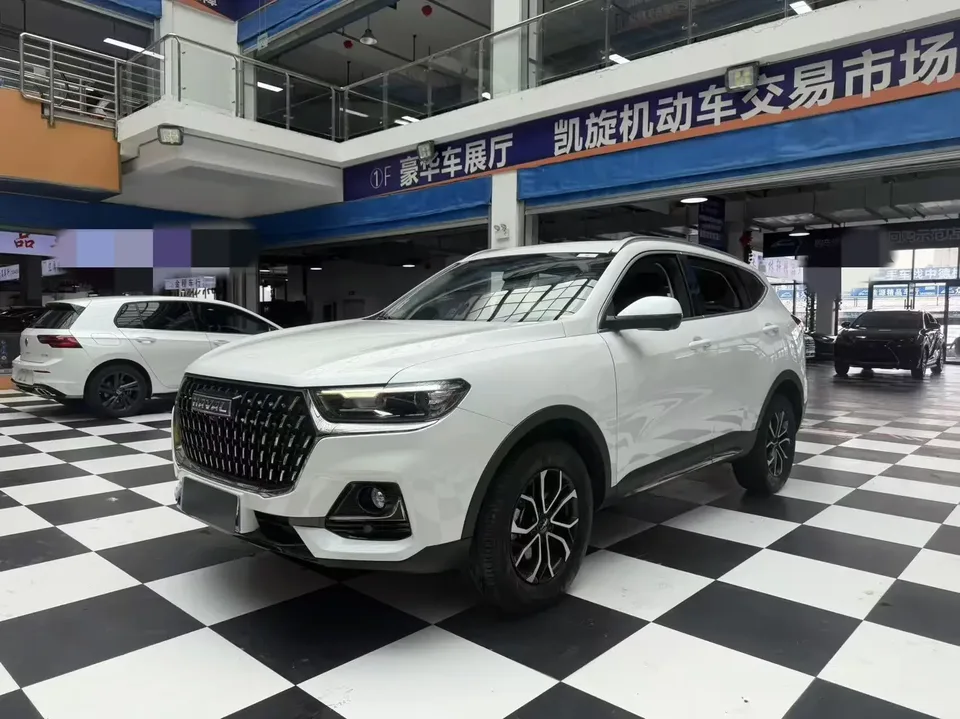 Haval H6 Haval H6 2023 National Trend Edition 1.5T Automatic City Edition 2023 — photo 1, buy with delivery to Moscow