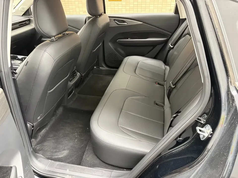 Wuling Starlight EV Wuling Starlight EV 2024 Co-creation version 510 advanced version 2026 — thumbnail 3