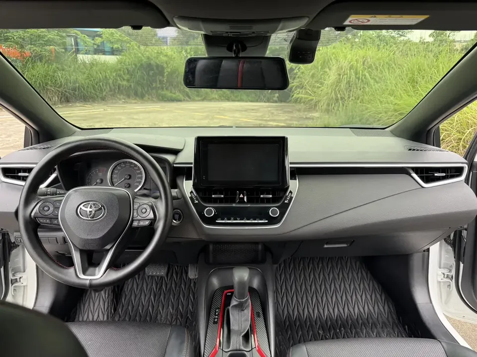 Toyota Levin Lei Ling 2022 185T CVT Sports Edition 2022 — thumbnail 3