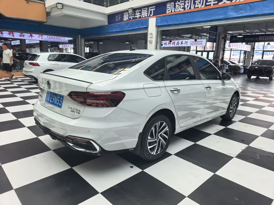 Volkswagen Lavida Lavida 2023 280TSI DSG Starry Sky Edition 2022 — thumbnail 2