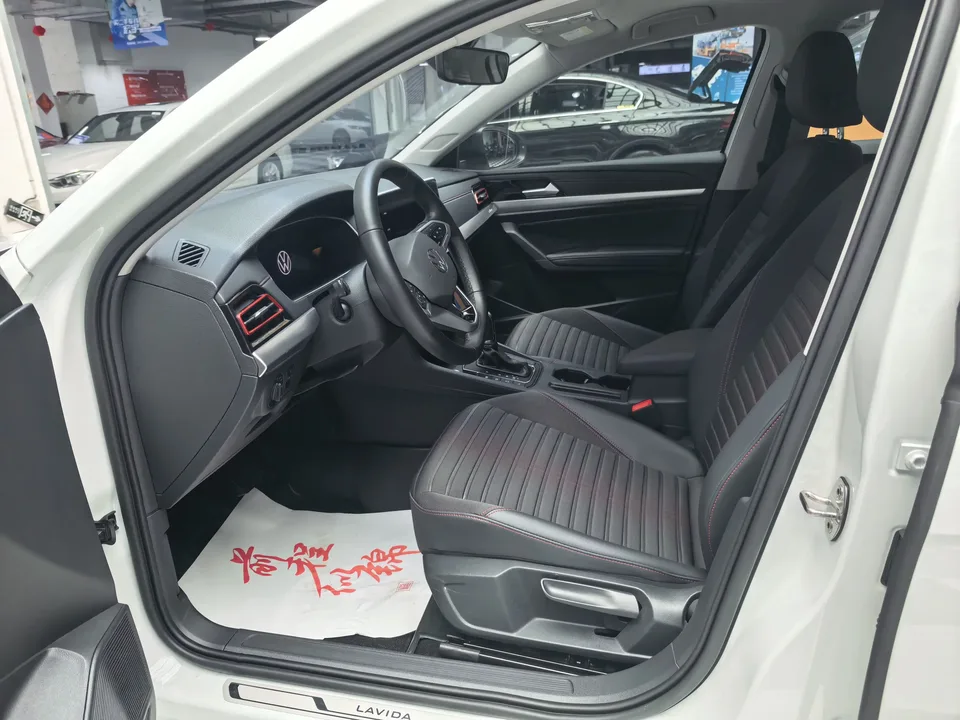 Volkswagen Lavida Lavida 2023 280TSI DSG Starry Sky Edition 2022 — thumbnail 3