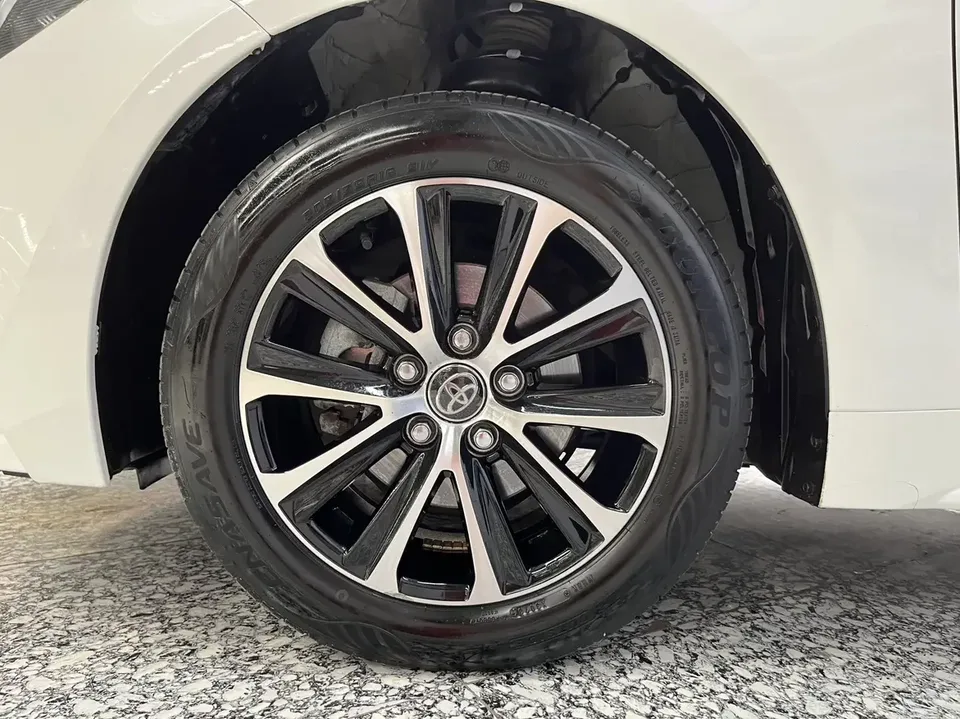 Toyota Levin Lei Ling 2022 185T CVT Deluxe Edition 2024 — thumbnail 3