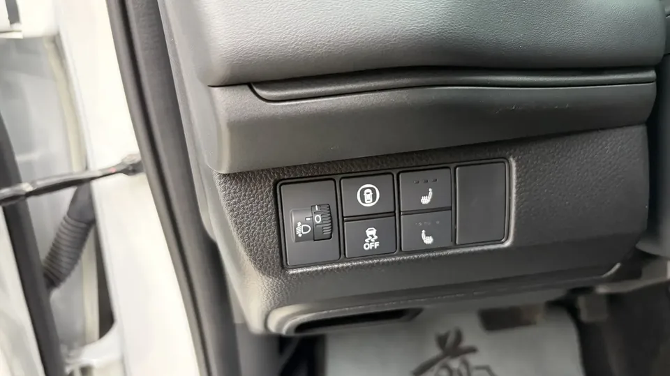 Honda VEZEL Binzhi 2023 1.5L CVT Technology Edition 2023 — thumbnail 4