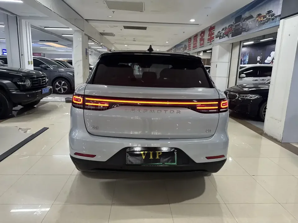 Leapmotor Zero running C11 Zero running C11 2023 Extended Range 200 Smart Edition 2024 — thumbnail 2