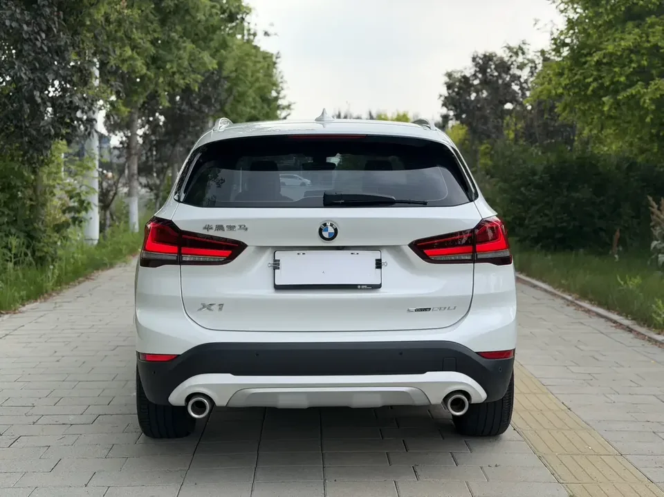 BMW X1 BMW X1 2022 sDrive20Li Fashion 2022 — thumbnail 2