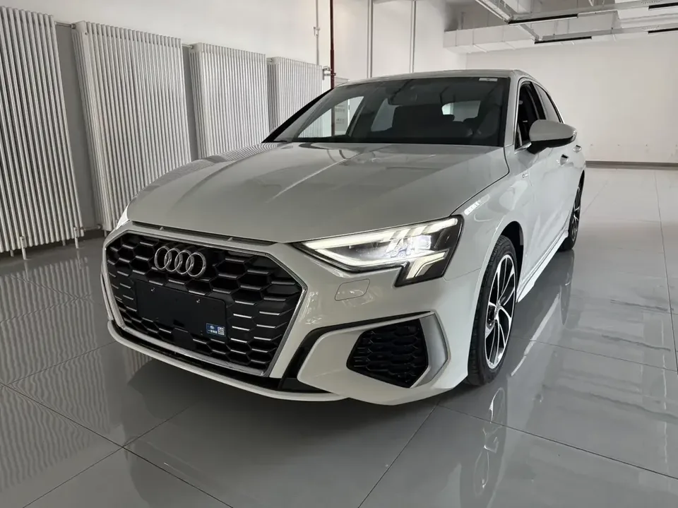 Audi A3 Audi A3 2022 Sportback 35 TFSI Progressive Elegance 2022 — photo 1, buy with delivery to Moscow