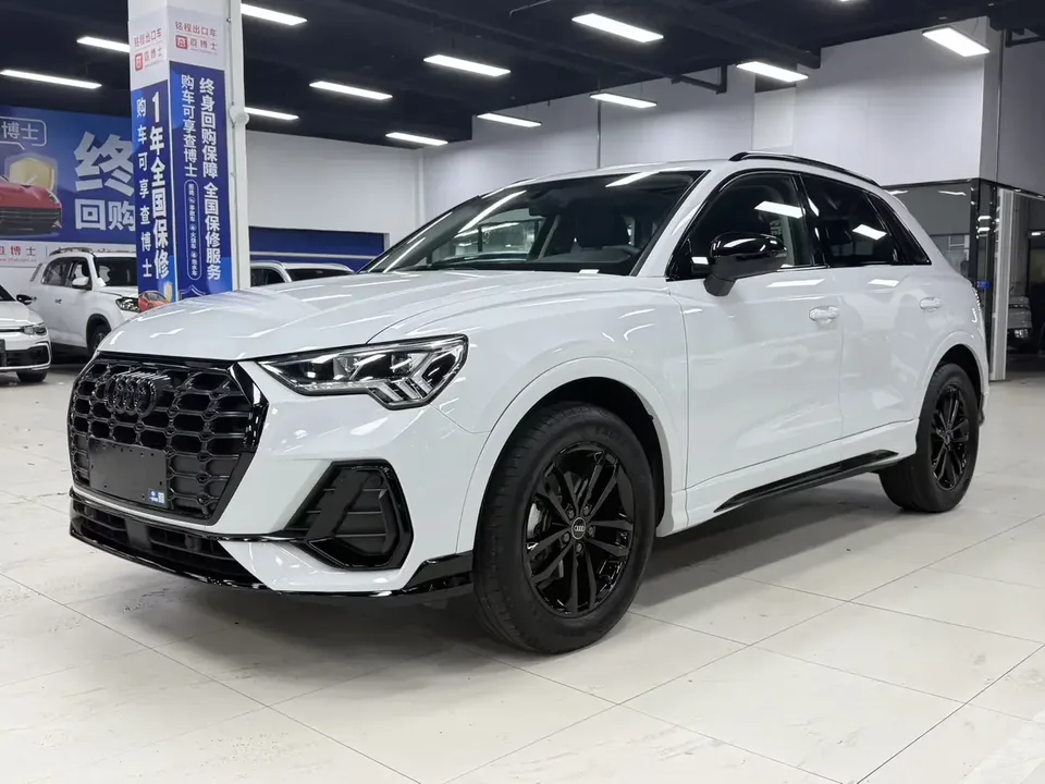 Audi Q3 Audi Q3 2022 35 TFSI Stylish Dynamic 2022 — photo 1, buy with delivery to Moscow