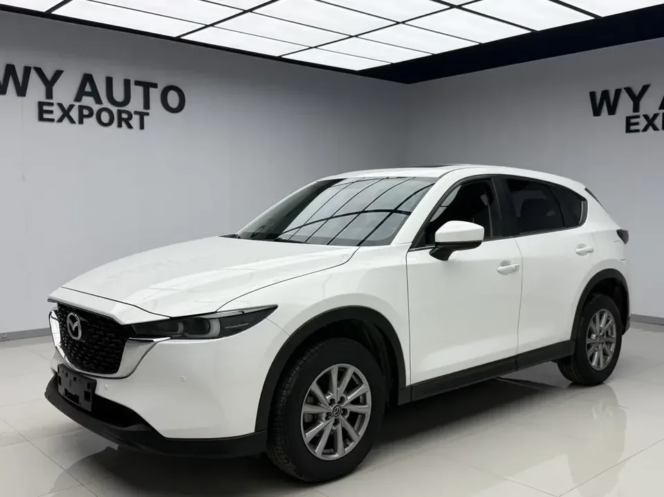 Mazda CX-5 Mazda CX-5 2022 2.0L Automatic 2WD Smart Model 2023 — photo 1, buy with delivery to Moscow