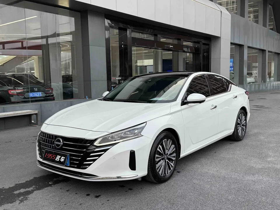 Nissan Altima Sound of nature 2022 2.0L XL-Upr Premium Edition 2024 — photo 1, buy with delivery to Moscow