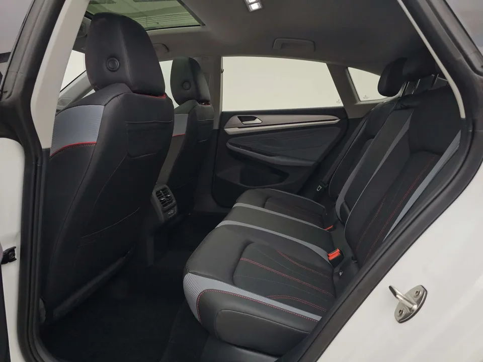 Volkswagen Lamando Lingdu 2025 Lingdu L 280TSI DSG Cool Edition 2024 — thumbnail 4