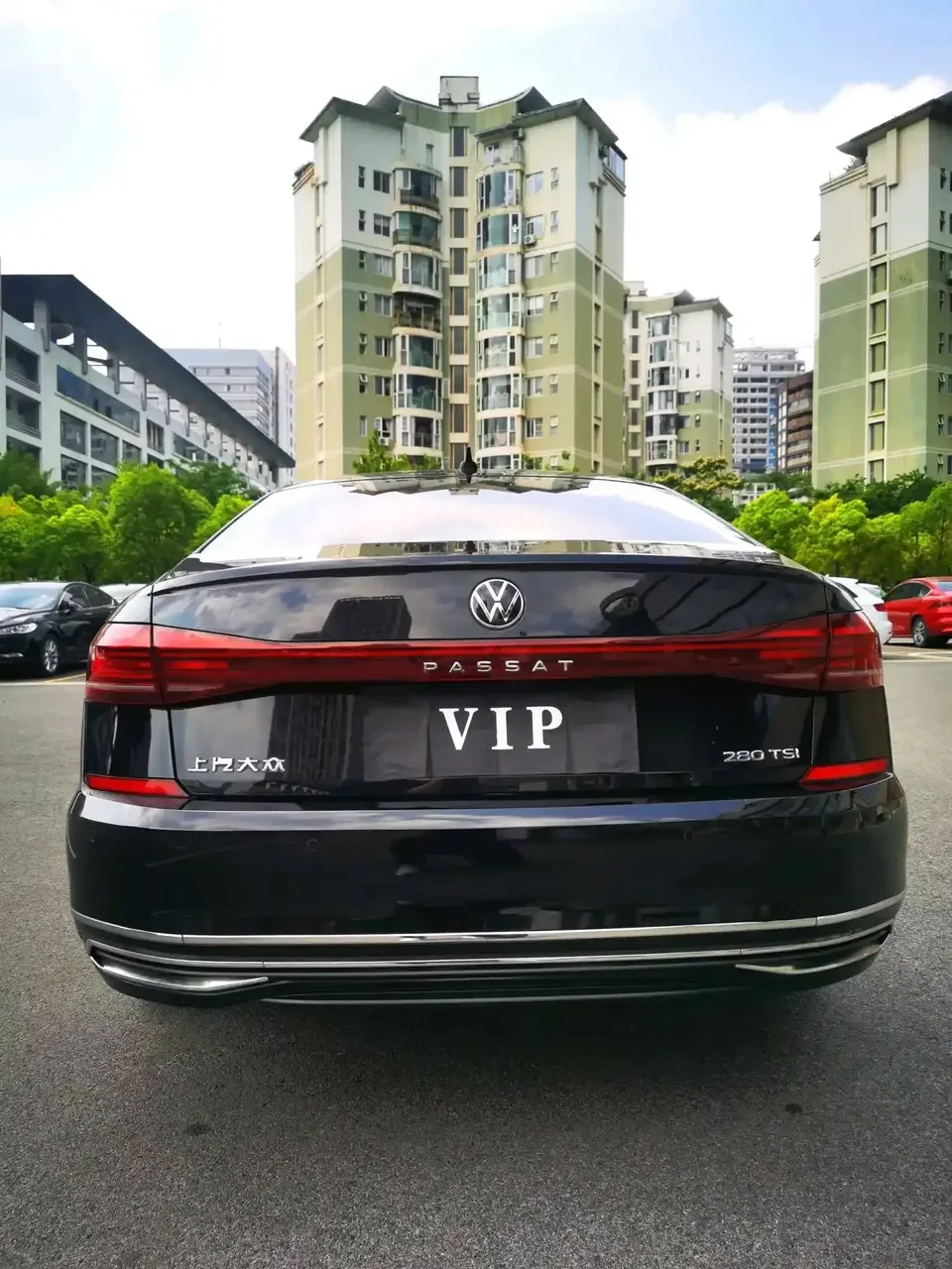 Volkswagen Passat Passat 2022 280TSI Business Edition 2023 — thumbnail 2