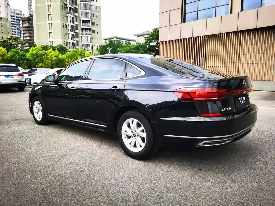 Volkswagen Passat Passat 2022 280TSI Business Edition 2023 — thumbnail 4