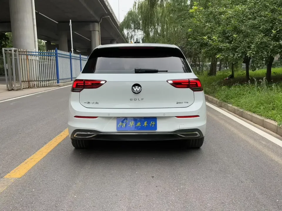 Volkswagen Golf golf 2021 280TSI DSG Pro 2022 — thumbnail 2