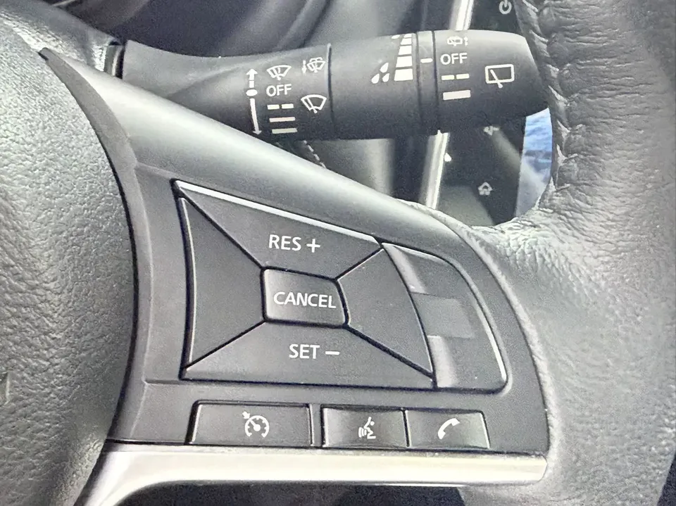 Nissan Jinke Jinke 2022 1.5L XV CVT Deluxe Edition 2022 — thumbnail 3