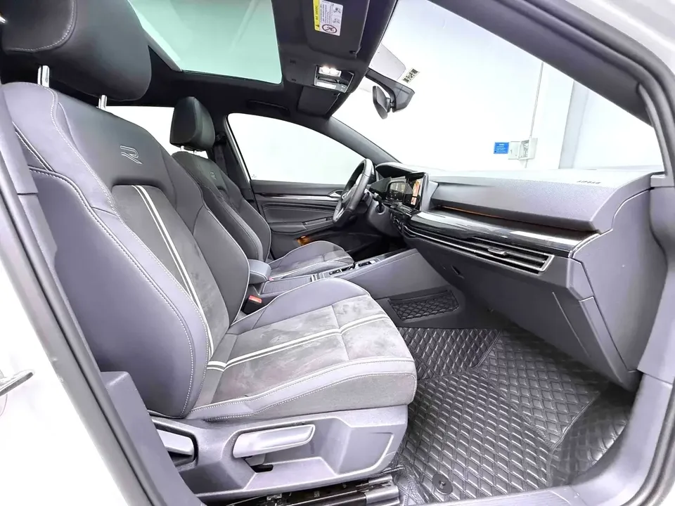 Volkswagen Golf golf 2024 280TSI DSG Pro Enjoy Edition 2023 — thumbnail 3